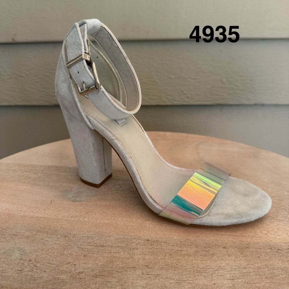 Iridescent Block Heel Sandals Womens 7.5 NEW Grey Faux Suede Casual Shoes